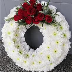 White Based Wreath